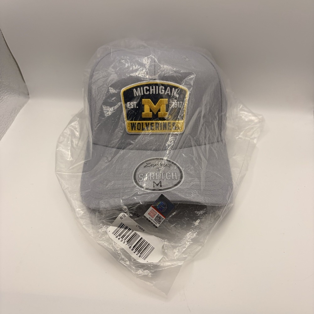 Zephyr Michigan Wolverines Hat Stretch Fit Medium Gray NWT NCAA Cap